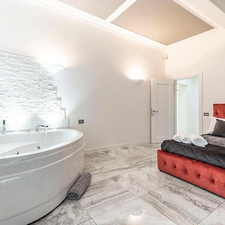 روما Trevi Luxury Apartment Jacuzzi المظهر الخارجي الصورة